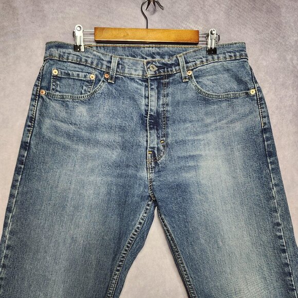 Levis‎ 505 Jeans Mens 34 36x30 Blue Medium Wash Straight Leg Zipper Fly Denim - Picture 4 of 15